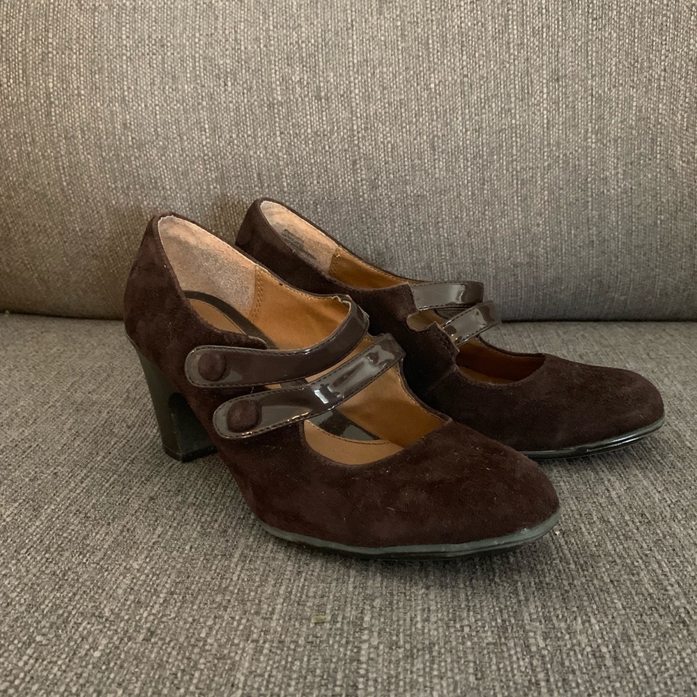 Eurosoft Brown Suede Heels